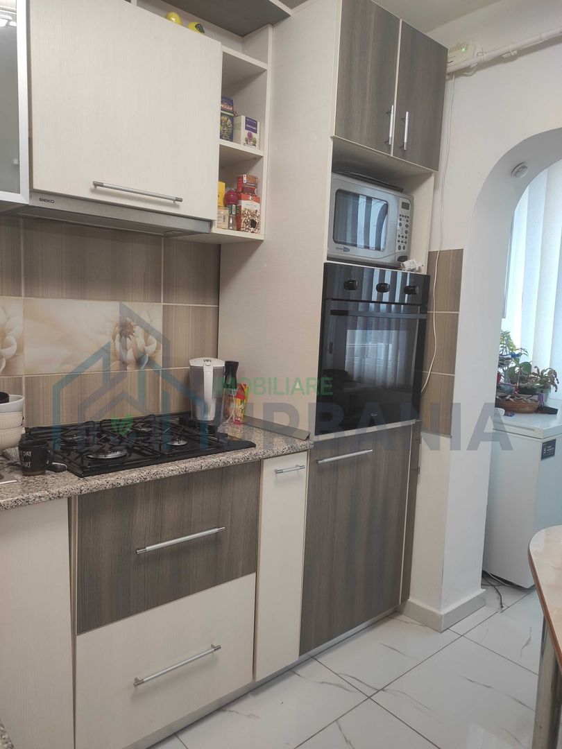 Apartament 3 camere, decomandat, în cartierul Tomești - Poză 4