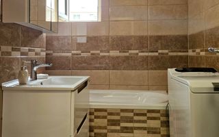 Apartament cu patru camere, zona Calea Bucuresti - Judetean 100 MP - Poză 9