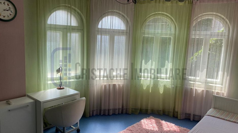 Vila S+P+2, cu suprafata utila 350 mp, Calea Grivitei - Poză 2