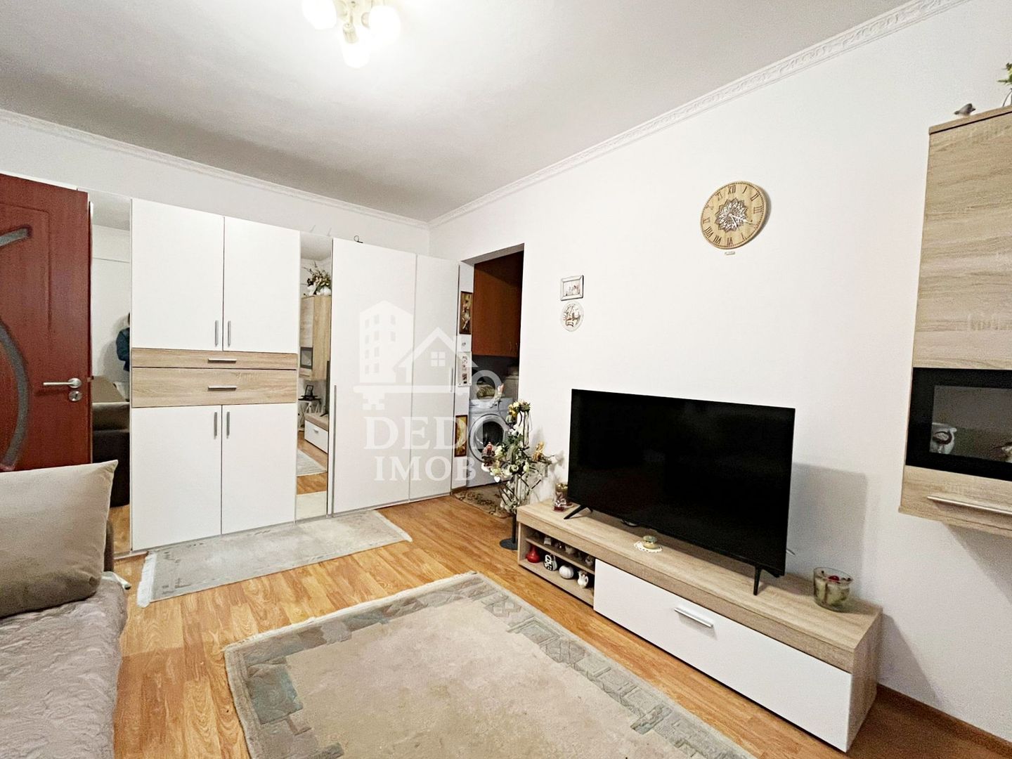 Apartament 2 camere de vânzare in zona Rogerius, Oradea - Poză 2