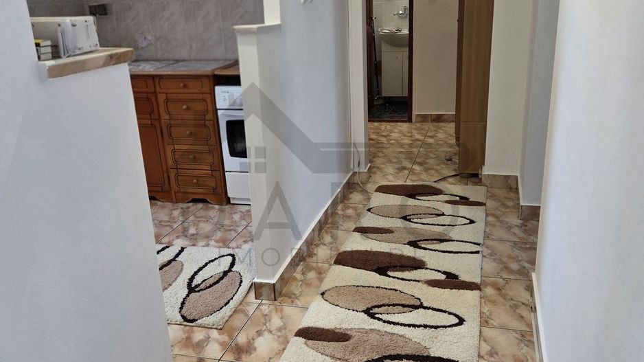 Închiriez apartament cu 3camere - Poză 4