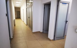 OPORTUNITATE! Spațiu comercial, 190 mp utili, zonă centrală - Poză 2