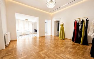 Casa individuala premium 4 camere 2 bai 130 mp parter in Sibiu Central - Poză 1