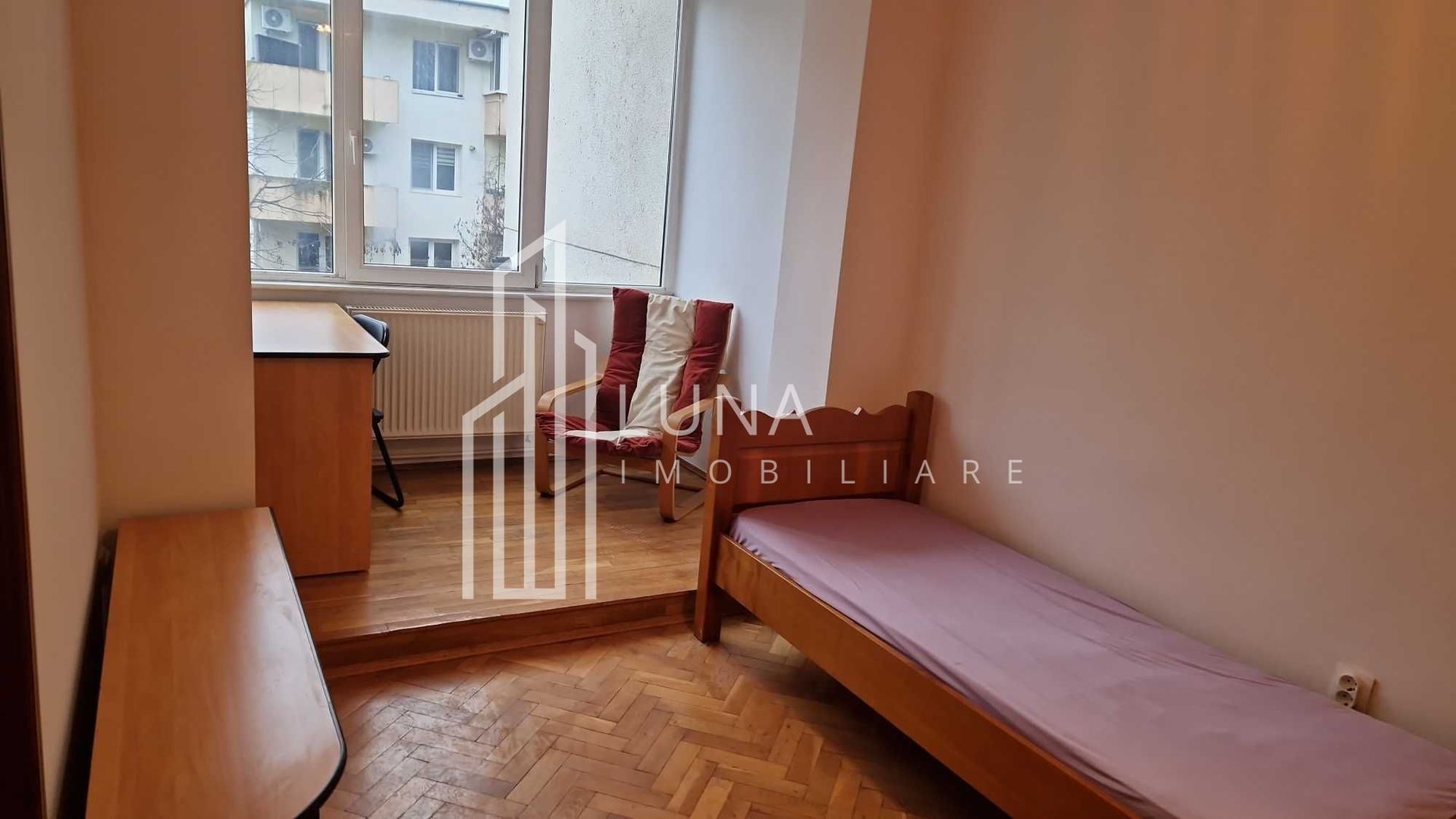 De închiriat – Apartament 3 camere, proximitate UMF/Spital - Poză 5
