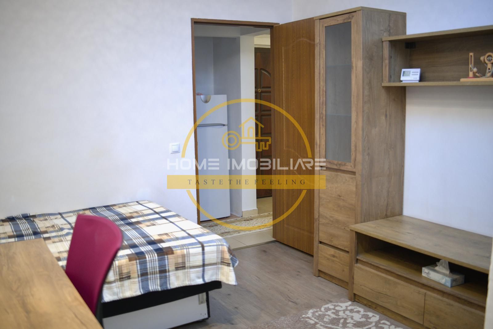 Apartament cu 2 camere / 52mp/ zona Podu Ros - Poză 1