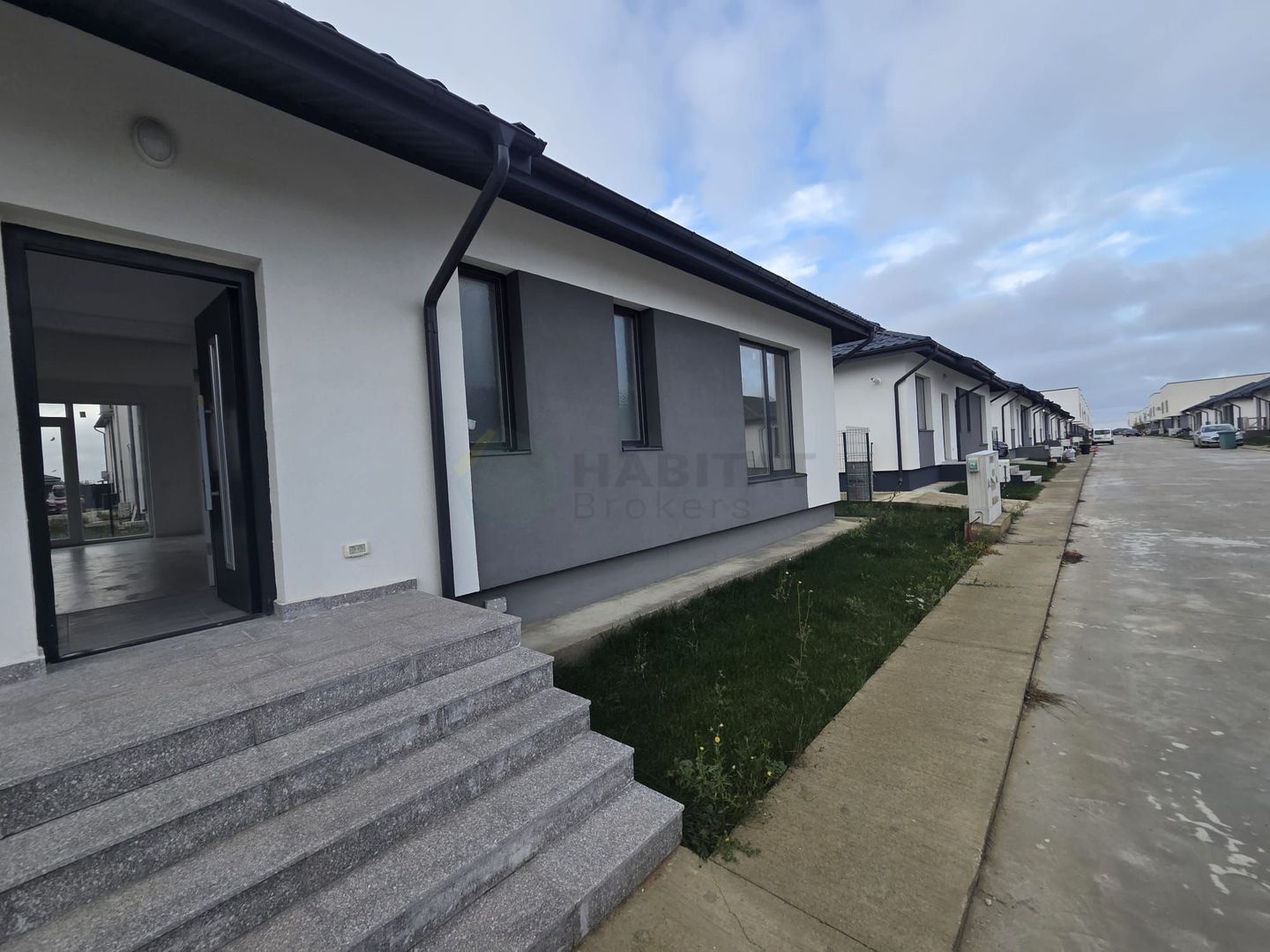 Casă tip 4 – Ivonco Residential, Tunari, Str. Orientului - Poză 1