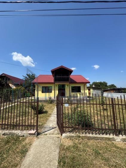 Casă cu 3 camere și teren de 1000 mp, recent renovată, Letcani, Iași - Poză 6