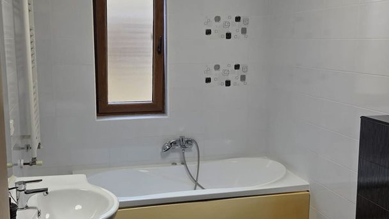 PENTHOUSE DE ÎNCHIRIAT | ELEGANȚĂ, LINIȘTE, CONFORT I DUMBRĂVIȚA - Poză 7