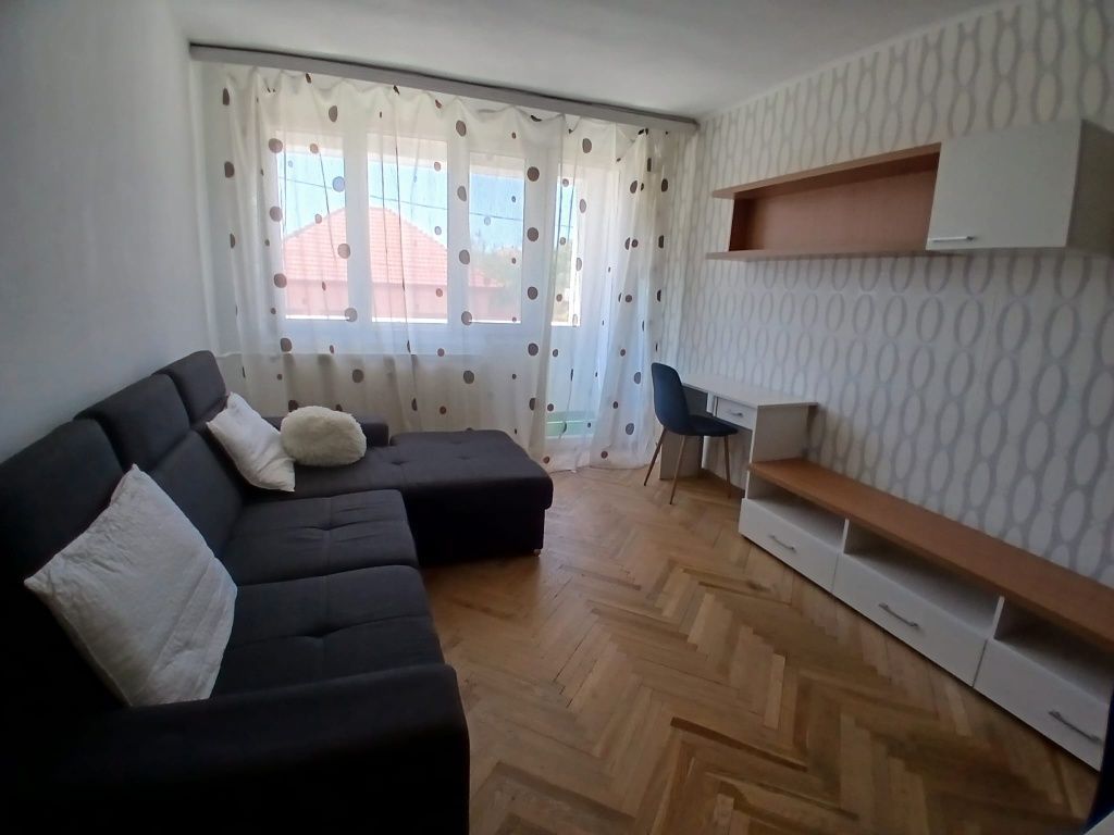 Complexul Studențesc | 3 Camere | Decomandat. - Poză 1