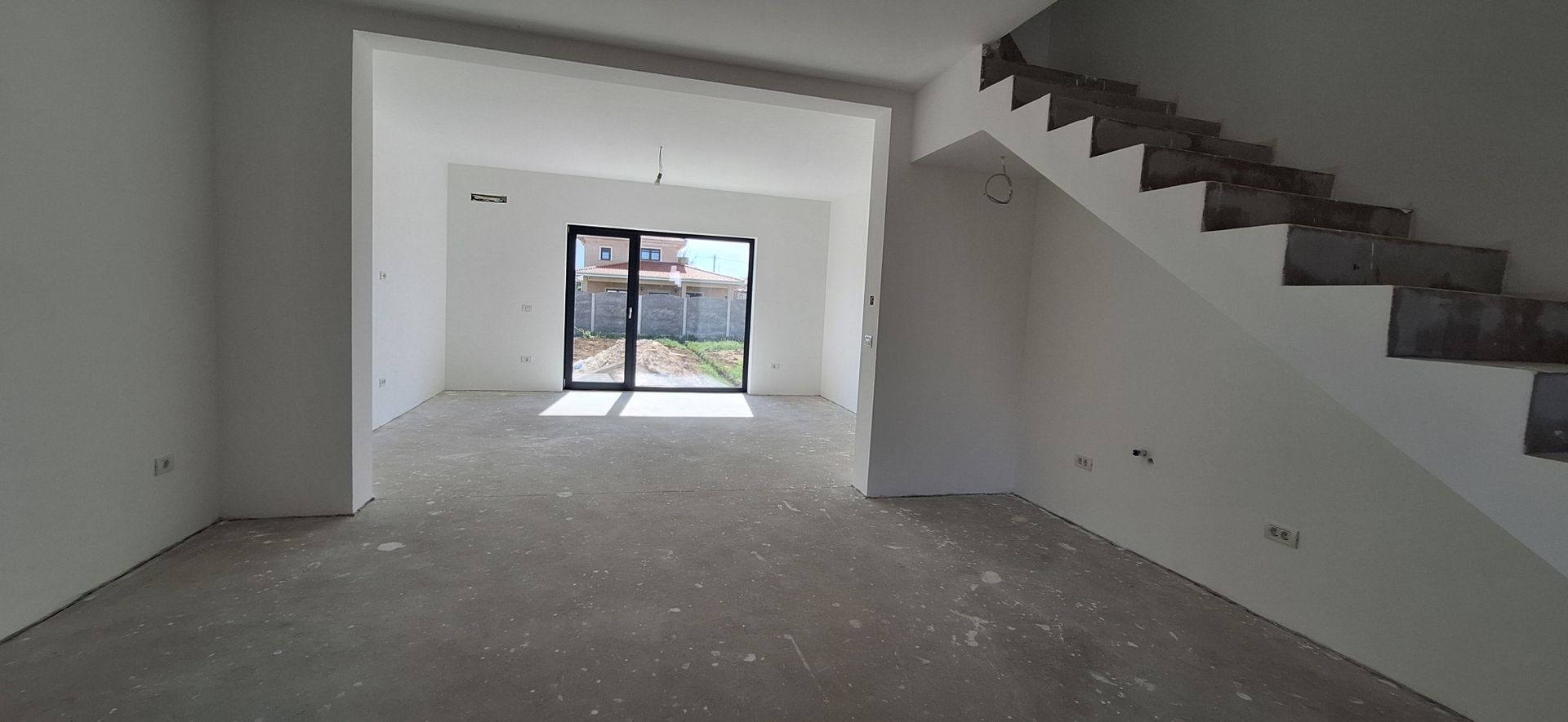 Duplex modern P+E cu 4 camere - Poză 19