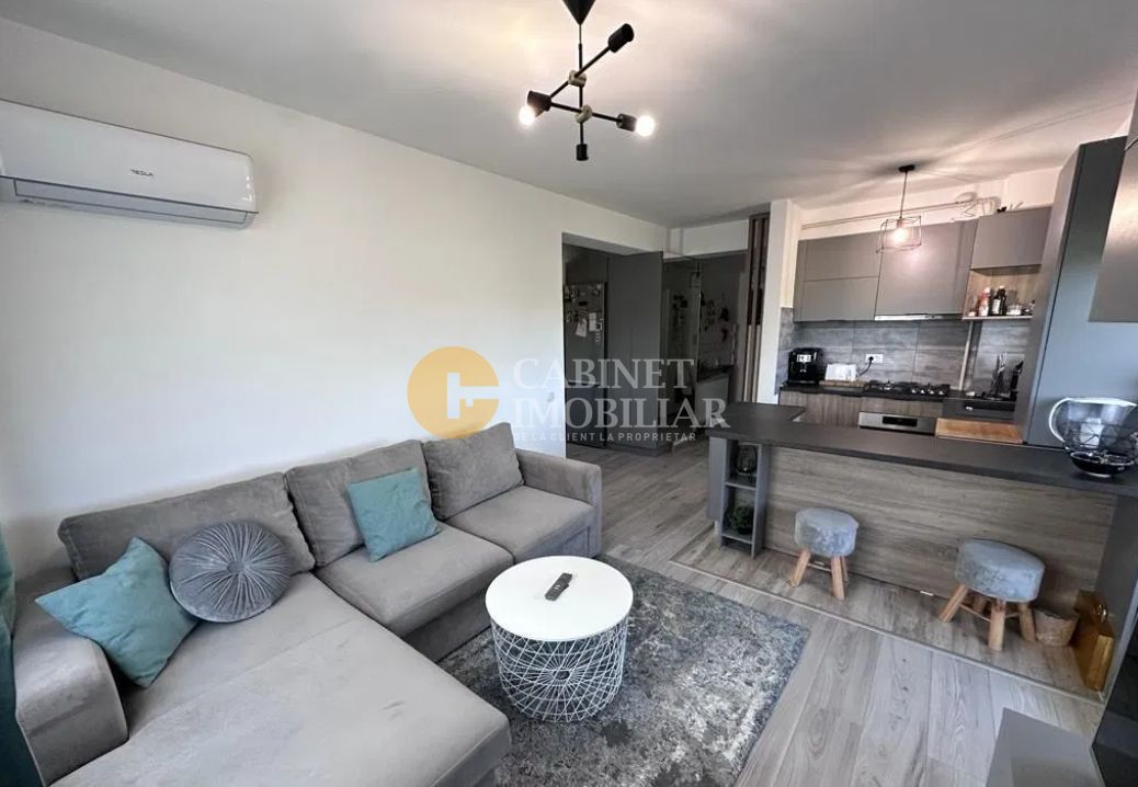Pacurari Etaj 2 Apartament 3 camere mobilat-utilat complet garaj + loc parcare - Poză 2