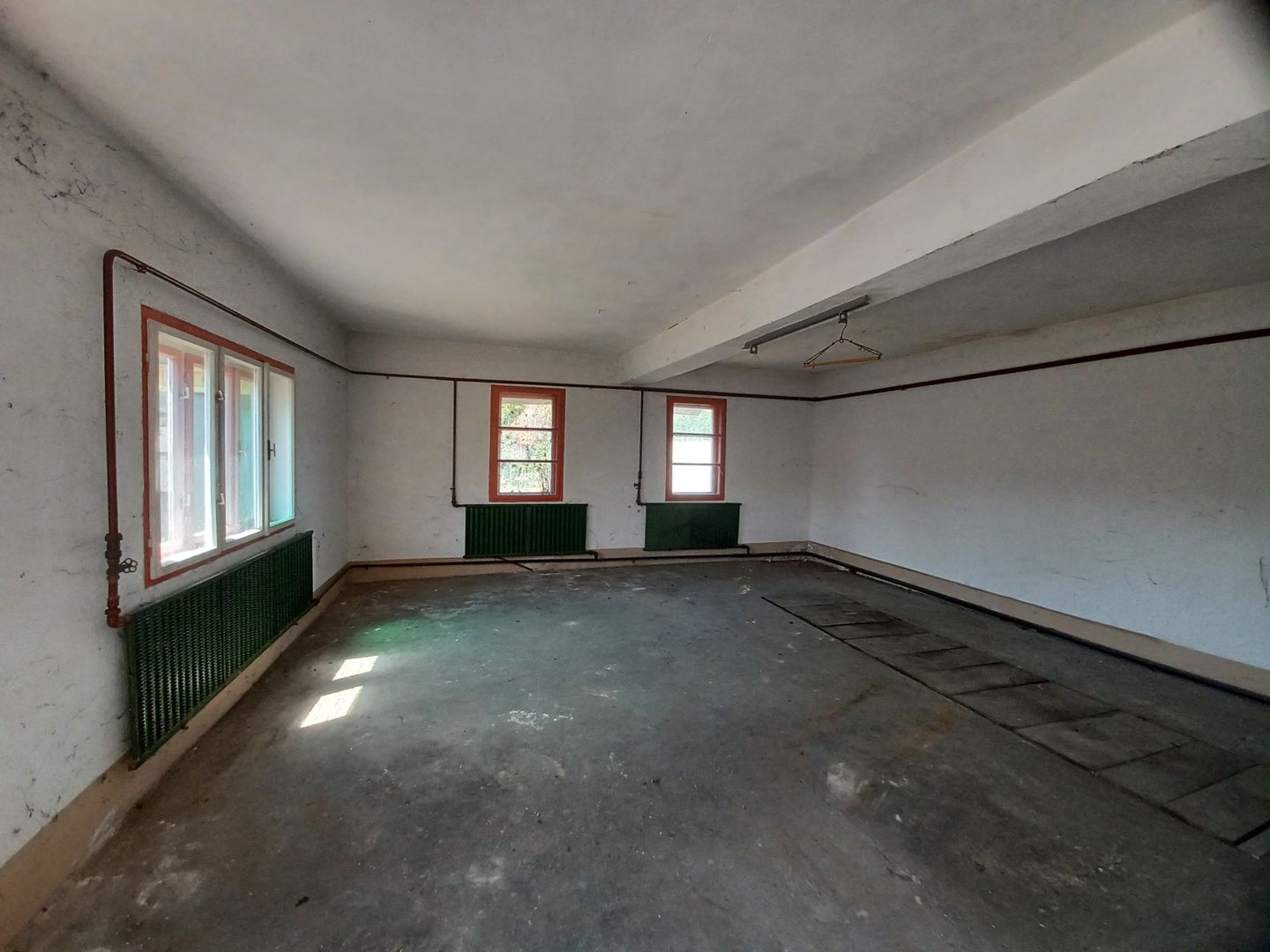 Casă, singur în curte, 500 mp, Muntele Găina. 157 000 E. Comision 0. - Poză 17