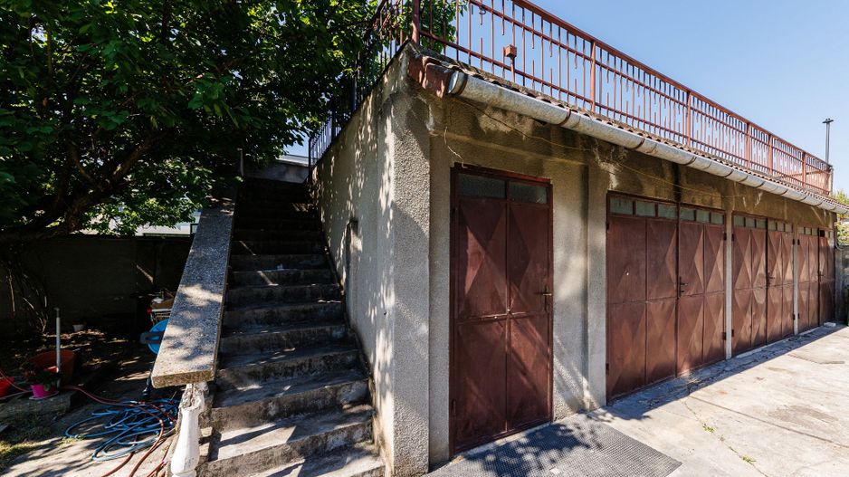 Vânzare casă individuală cu potențial extraordinar în Dumbrăvița - Poză 6