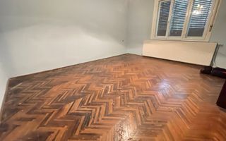 Casa cu teren de 915 mp și front de 20 ml - Poză 8