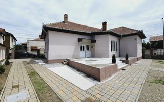 Casa individuala de vanzare, Lipoveni - Poză 1