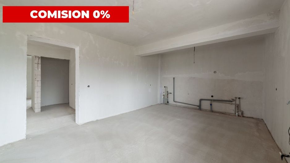 Casa sptioasa cu potential real in Maracineni la 5 pasi de Pitesti-Arges! - Poză 2