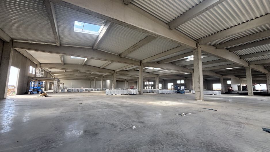 Spatiu de productie si depozitare 885 mp - Poză 9