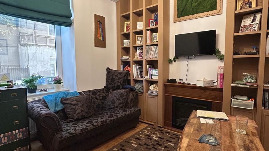 Se vinde apartament P+D in vilă interbelică, Str. Semicercului 10 - Poză 1
