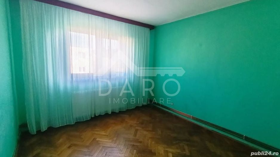 Vând apartament 4 camere in Dâmb - Poză 3