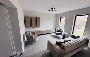 Casă individuală nouă, 5 camere, 3 băi,  teren 427 mp, Cisnădie