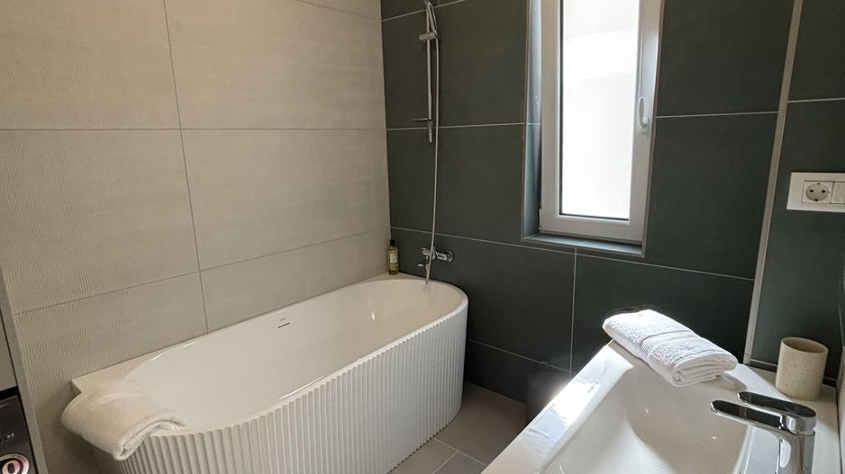 Lux și calitate în Mosnita Noua - Poză 33