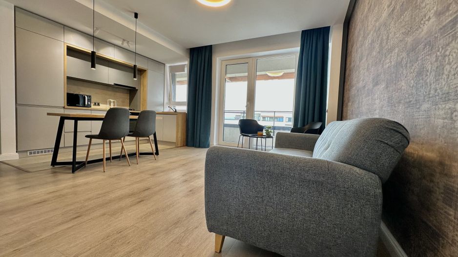 Apartament 2 camere, priveliște deosebită – Complex Kasper, Coresi - Poză 4