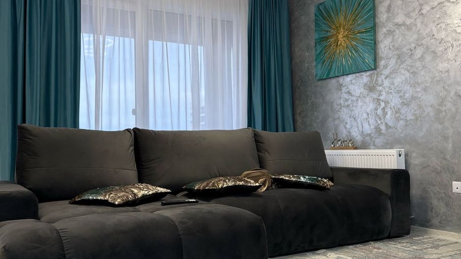 Apartament 3 camere decomandat ultrafinisat – Bulevardul Mihai Viteazu - Poză 1