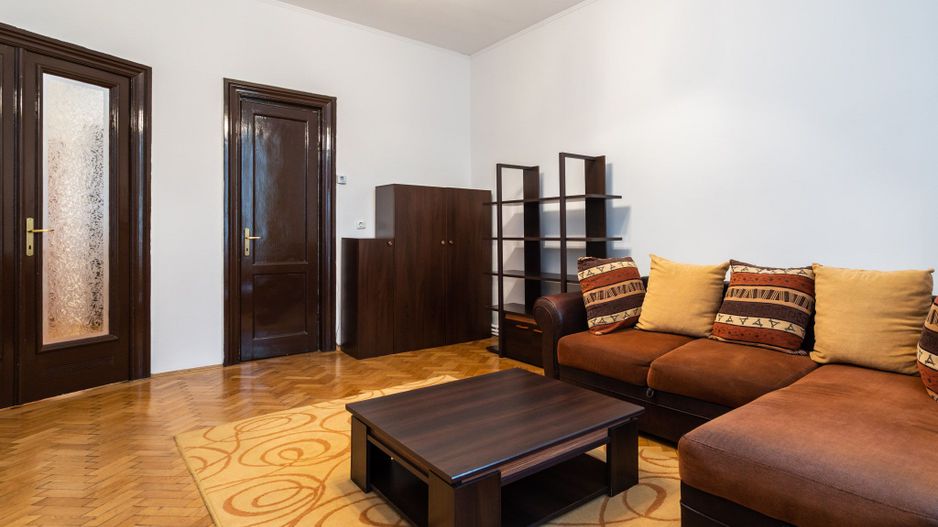 COMISION 0% - Apt.3 camere renovat,Bd. Lascar Catargiu, imobil fara risc seismic - Poză 3