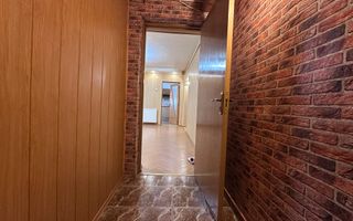 Vanzare apartament cu 4 camere luminos, vedere deschisă-Targoviste-M5 - Poză 12