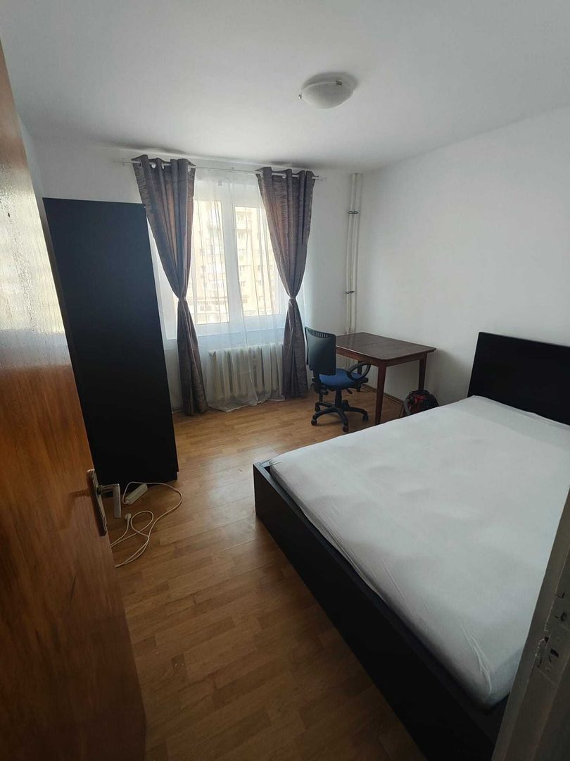 Apartament 3 camere decomandat, renovat, 2 bai,  modern, Titan - Poză 1