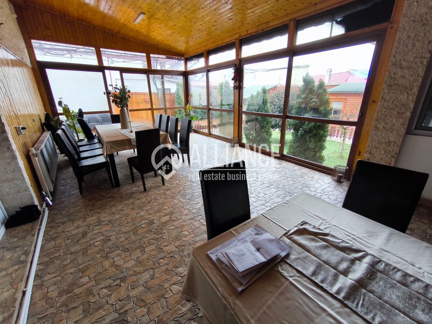 MEDEEA Vila P+1 mobilata complet si curte generoasa! - Poză 21