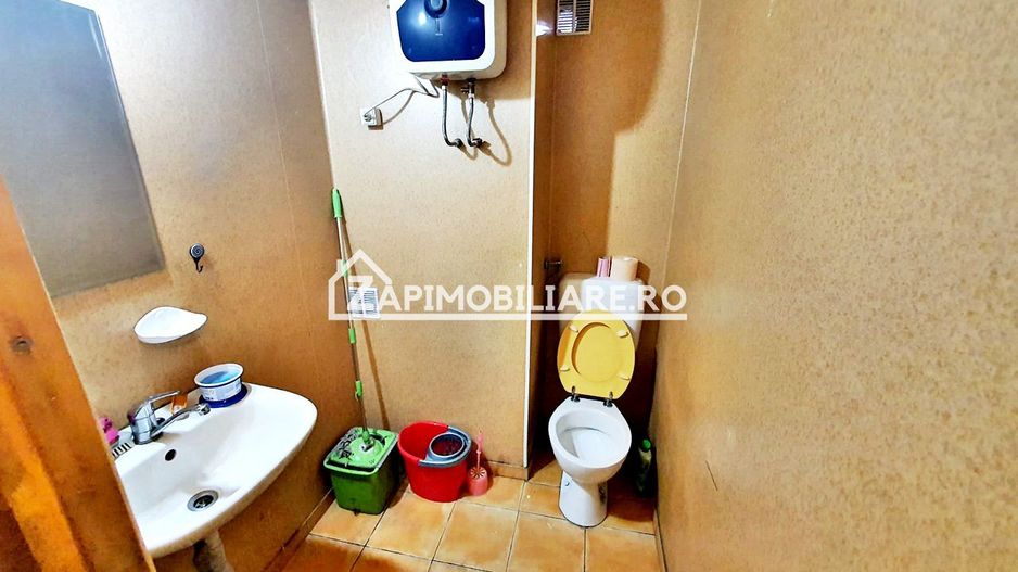 Spatiu comercial 290 mp utili.2 băi, 1 birou, zona Centrală - Poză 8