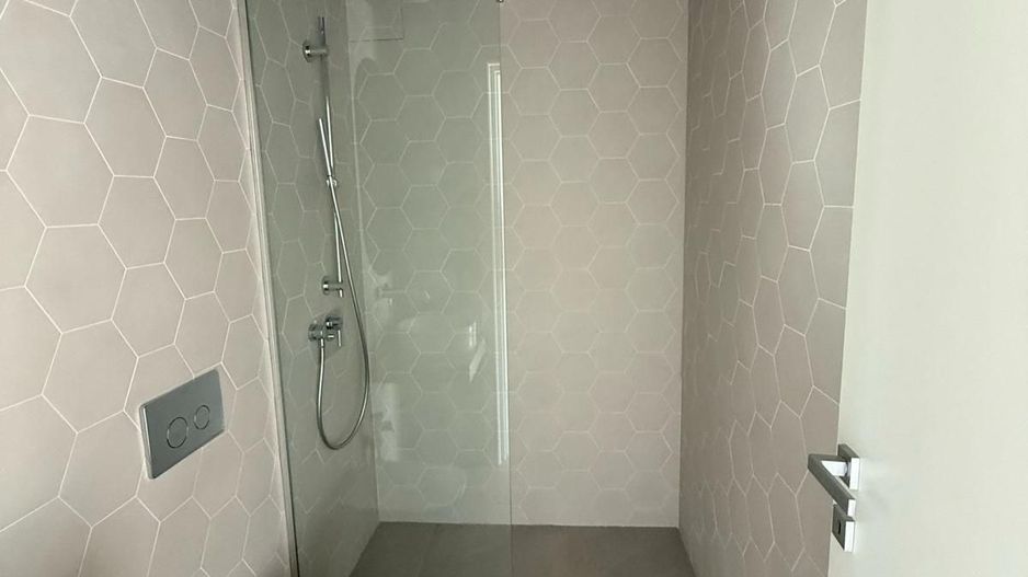 Vila tip UV02 mobilata complet in Amber Forest-prima inchiririere - Poză 12