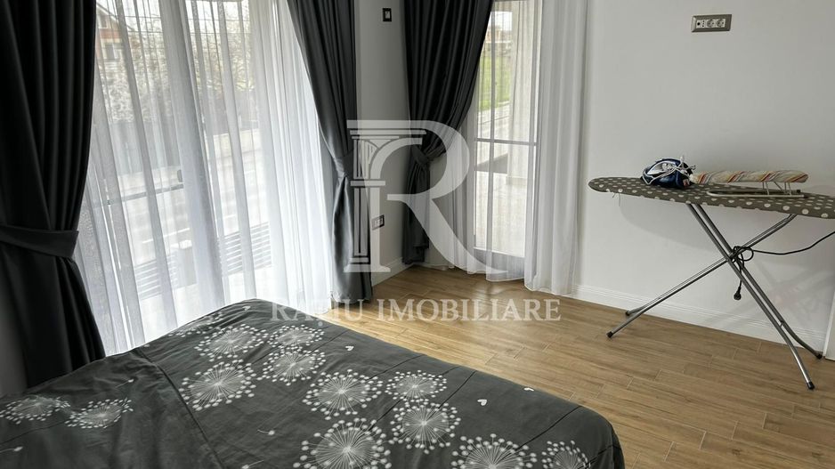 Casa cu 5 camere de vanzare | Nufarul | Oradea - Poză 17