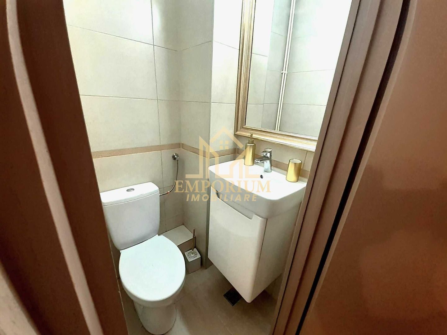 3 camere, decomandate, Parcare, Andrei Muresanu, zona Parcului Engels - Poză 7