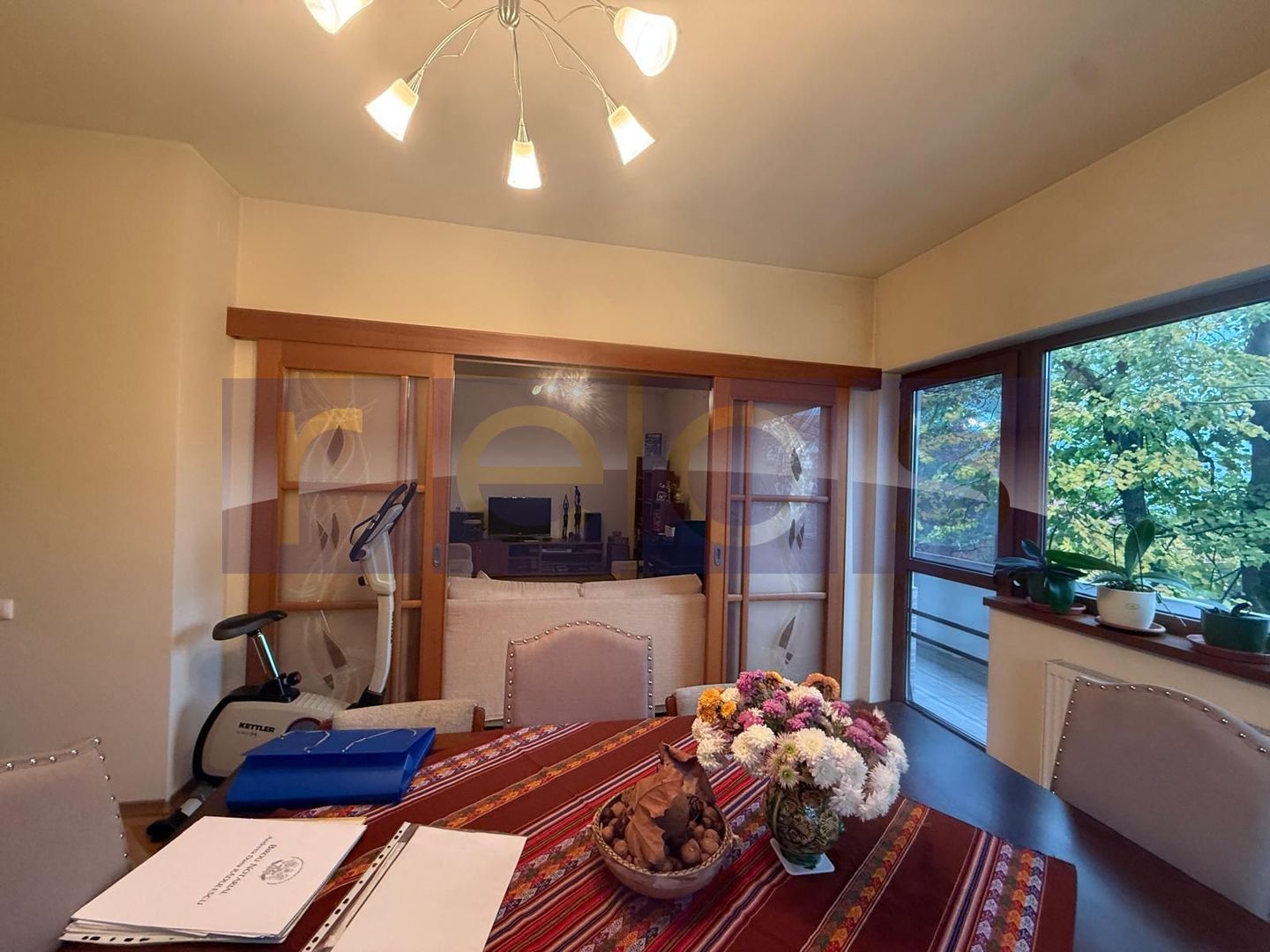 DE VANZARE APARTAMENT IN VILA 4 CAMERE DRUMUL SARII | OPORTUNITATE | - Poză 4