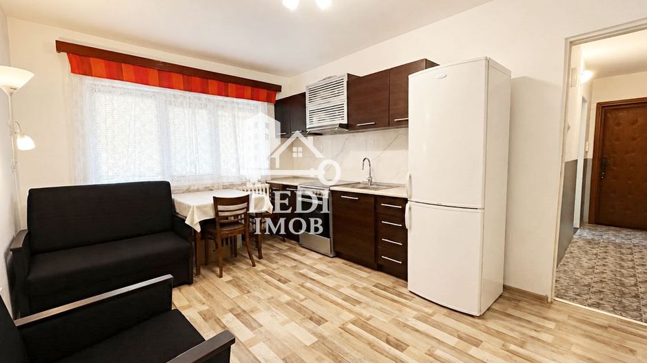 Apartament cu 2 camere de vanzare zona Rogerius, Oradea - Poză 2