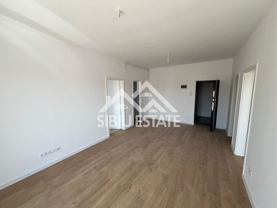 Apartament 2 camere, balcon, parcare,  Brana etaj 1 INTABULAT - Poză 3