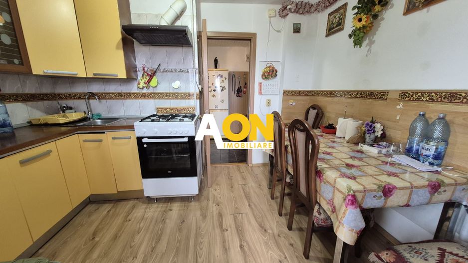 Apartament 3 camere, Decomandat, 69 mp, Zona Cetate - Poză 7