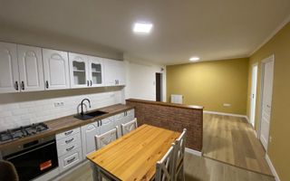 Apartament cu 2 camere si balcon generos, zona Eroilor  - Florești - Poză 3