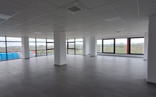 Hale industriale+Cladire de Birouri de inchiriat zona Aeroport - Poză 13