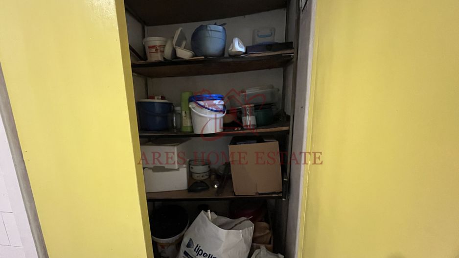 Etaj 1, 3 camere, spatios, 2 băi, centrală proprie – zonă excelentă - Poză 14