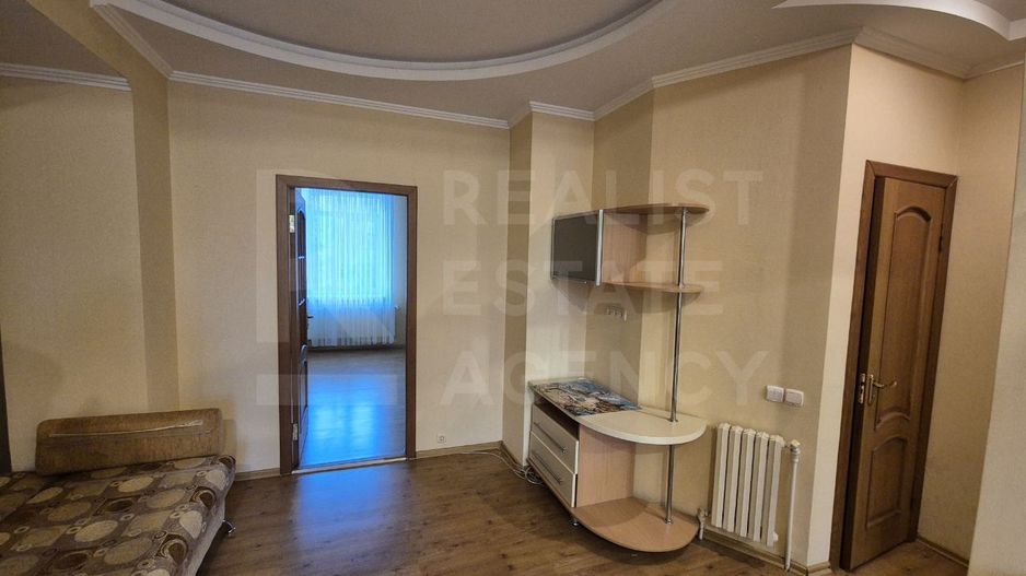 Vânzare, apartament, 3 camere, strada Independenței, Bălți - Poză 2