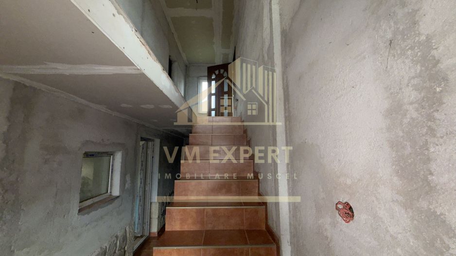 CASĂ 4 CAMERE TEREN 1000 MP ALBEȘTI DE MUSCEL  JUD ARGEȘ - Poză 8