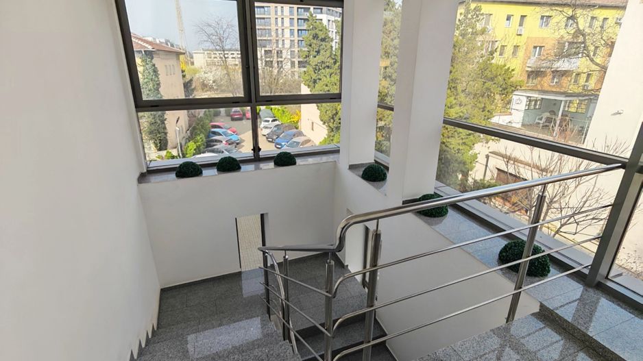 Birouri luxoase in zona centrala - Poză 28