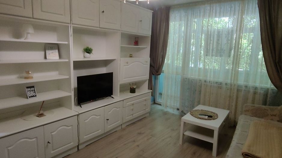 Apartament 2 camere | Etaj 1 | Câmpia Libertății | 10 min metrou Muncii - Poză 1