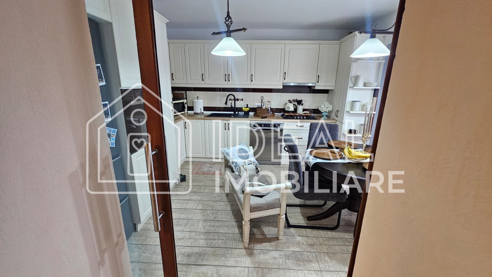 Casă cu 4 camere si gradina, în Cartierul Arhitectilor, zona Lidl - Poză 15