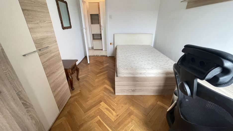 SPATIOS IN ZONA MEDICINEI -4 camere,garaj propriu si boxa - Poză 9