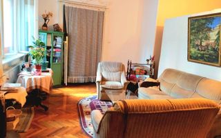 Apartament cu 2 camere,  Zona Ultracentral. - Poză 1
