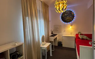 Apartament Modern și Spațios cu Grădină Privată și 2 Locuri de Parcare Incluse! - Poză 15